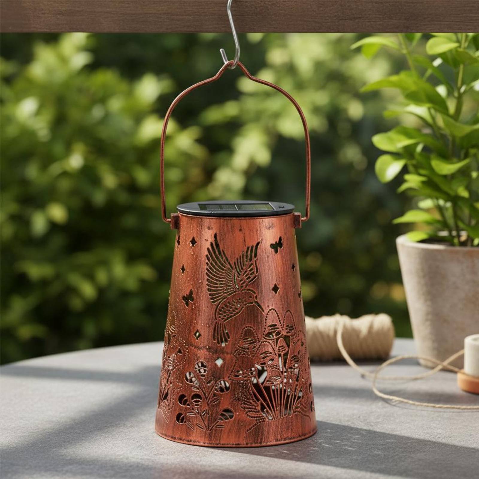 꽃무늬 정원 랜턴 패턴 정원 조명기 자동 켜짐/꺼짐 기 - Hanging Outdoor Lighting 리뷰 및 가격
